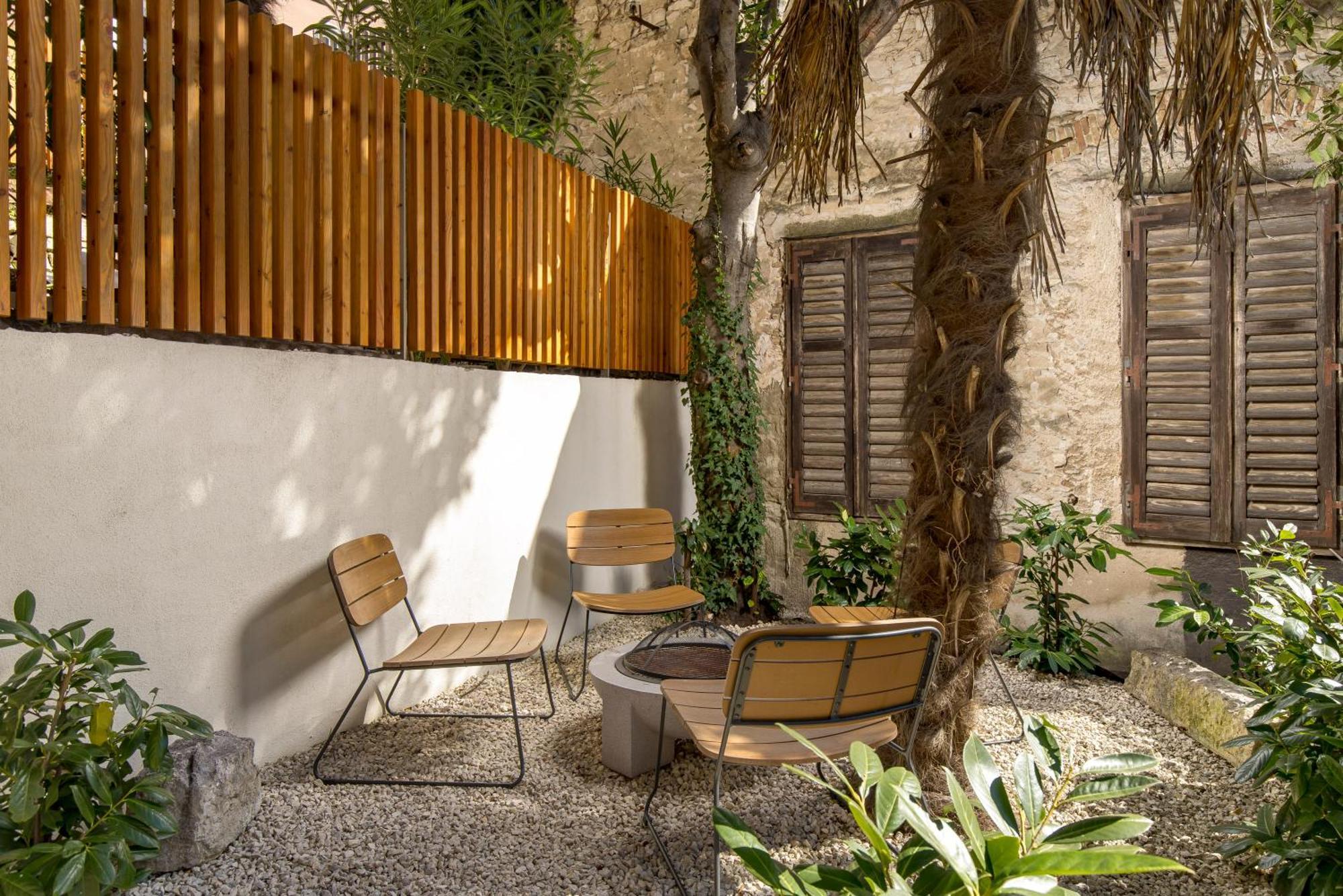 Pula Residence Rooms And Apartments Old City Center Exterior photo
